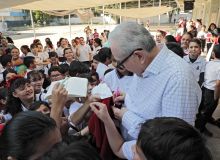 Más de 41 mil alumnos de primaria y secundaria han recibido gratis  lentes.