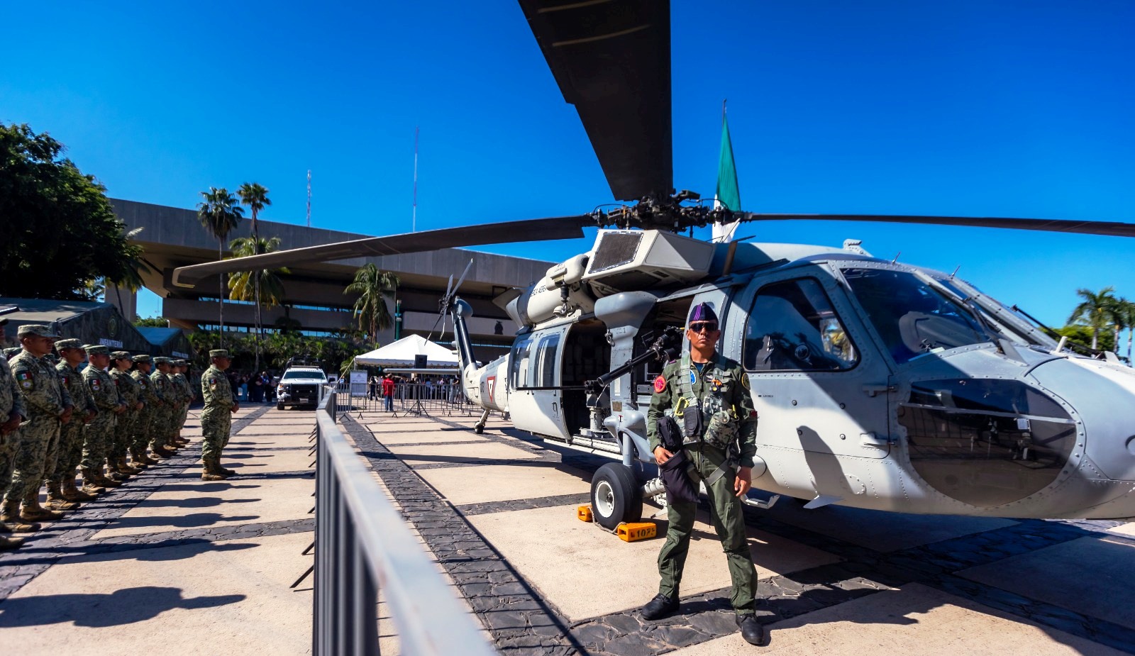 Expo militar helicoptero